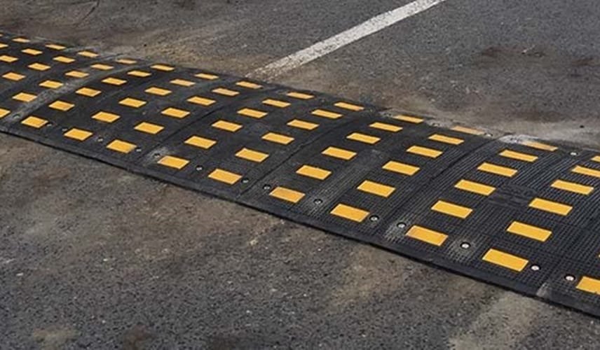 reductores de velocidad vial